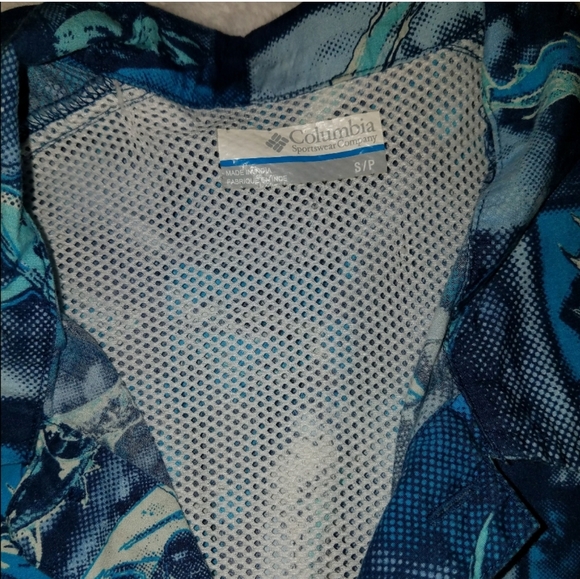 Columbia Buttom Down Casual Shirt - Picture 5 of 5